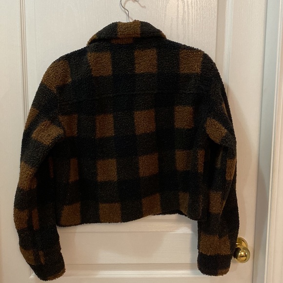 Cropped H&M teddy jacket - Picture 2 of 3